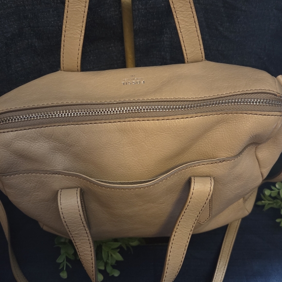 Fossil Neutral Leather Satchel – Quiet Luxury, Loud Opinions - Picture 8 of 16